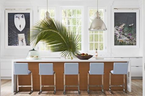 Blue Kitchen Ideas Miles Redd Bahamas Modern Kitchen Cabinet Colors, Modern Breakfast Nook, Gorgeous White Kitchen, Modern Kitchen Cabinet, Waterfall Countertop, Small White Kitchens, Hamptons Beach House, Home Interior Design Ideas, White Tile Backsplash