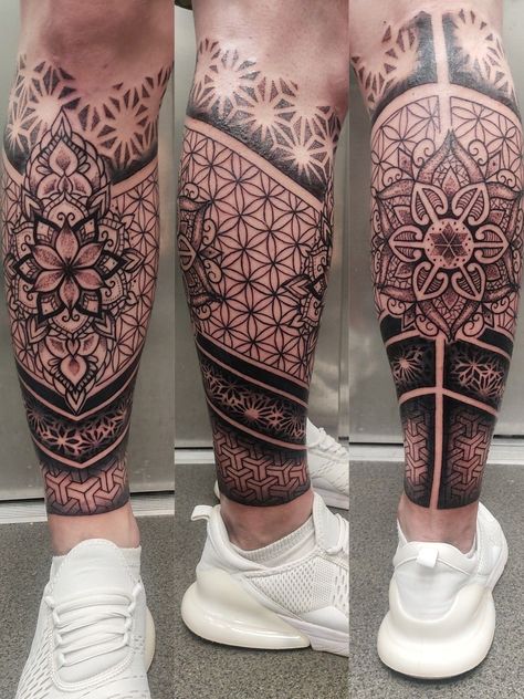 Zheometrik Tattoo Leg, Leg Tattoo Geometric, Geometric Tattoo Leg Sleeve, Mandala Foot Tattoo, Geometric Tattoo Leg, Flower Leg Tattoos, Lower Leg Tattoos, Sketch Style Tattoos, Geometric Sleeve Tattoo