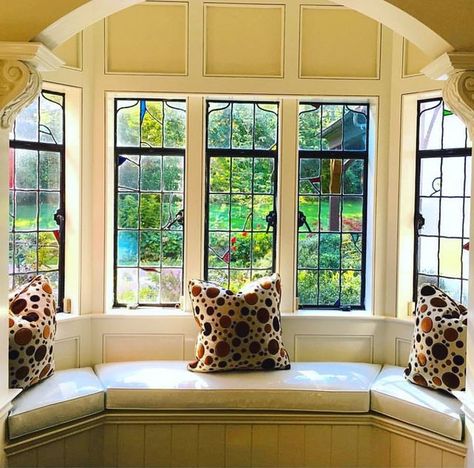 Tricia Somers on Instagram: "Love working on this bright, cheery tudor - restoring the leaded glass windows and bring back their original beauty! #leadedglass #tudor #tudorhomes #tudorstyle #tudorglass #picoftheday #tuesdaystyle #homedecor #home #leadedglasswindows #mullion #windows #lovethelook #customglass #homewindows #mullionwindows #customglass #restoration #decorstiveglass #tuesdayvibes #tudors #pic #luxury #longislandlife #gorgeousglass #homebuilders #gardencity #tudorlove #smallbusiness Mullioned Windows, Mullion Windows, Leaded Glass Windows, Tudor House, Tudor Style, Garden City, House Windows, Gorgeous Glass, Custom Glass