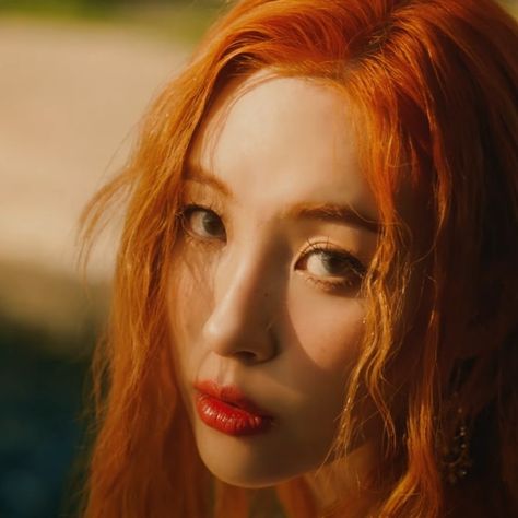 Orange Icons:), Silly Girls, Gold Aesthetic, Orange Aesthetic, Orange Wallpaper, Redhead Girl, Aesthetic Colors, Orange Hair, Kpop Aesthetic