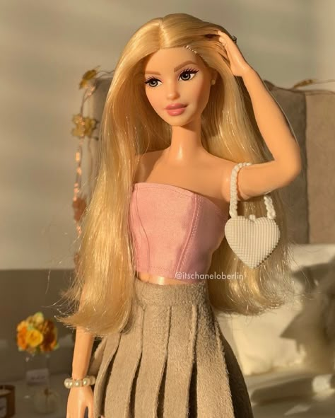 Chanel Radwell (@itschaneloberlin) • Photos et vidéos Instagram Aesthetic Barbie, Barbie Aesthetic, Barbie Model, Barbie Dress Fashion, Barbie Fashionista, Barbie Dress, Barbie Girl, Barbie Fashion, Barbie Doll