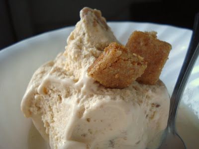 caramel graham cracker ice cream • One Lovely Life Graham Cracker Ice Cream, Ice Cream Sauce, Ice Cream Bread, Banana Bread Cookies, Caramel Ice Cream, Ice Cream At Home, Ice Cream Popsicles, Best Ice Cream, An Ice Cream