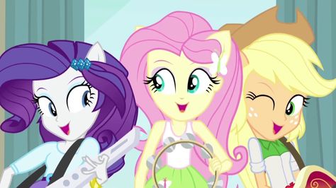 Equestria Girl Fluttershy, Rarity, and Applejack practising. Rarity And Fluttershy Matching Icons, Fluttershy Rarity, Fluttershy And Applejack, Fluttershy And Rarity, My Little Pony Rarity, I Love You Girl, Rainbow Rocks, Charlie’s Angels, My Little Pony Comic