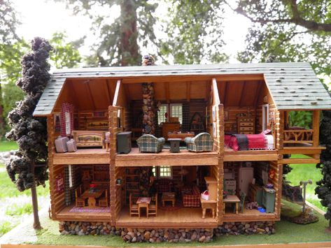 Log Cabin Craft, Cabin Dollhouse, Tiny Log Cabin, Diy Log Cabin, Cabin Crafts, Log Cabin Furniture, Log Cabin Kits, Dollhouse Diy, Doll House Plans