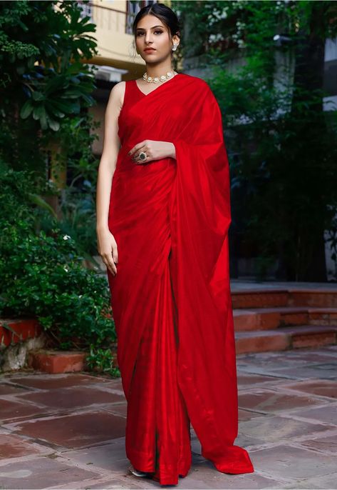 Solid Color Shimmer Lycra Nylon Saree in Red Plain Saree, Back Neck Designs, Drape Saree, Saree Border, Utsav Fashion, Red Saree, Plain Fabric, Georgette Sarees, Petticoat