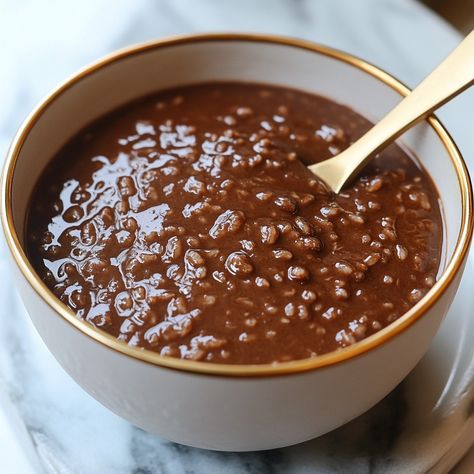 🍫🍚 Indulge in the rich, chocolatey goodness of Champorado, a Filipino breakfast favorite! 😋 #Champorado #ChocolateLovers Champorado (Chocolate Rice Porridge) Ingredients: Glutinous rice (1 cup) Cocoa powder (1/2 cup) Sugar (1/2 cup) Water (4 cups) Milk (for topping) Salt (a pinch) Instructions: In a pot, combine glutinous rice and water. Cook over medium heat, stirring occasionally until the rice is soft. Dissolve cocoa powder in a bit of hot water and add to the pot. Stir until well mixe... Chocolate Porridge, Filipino Breakfast, Cozy Fall Recipes, Instagram Recipes, Rice Porridge, Festive Drinks, Glutinous Rice, Trending Recipes, Hearty Soups