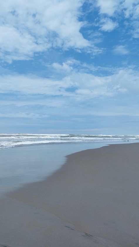 Parangtritis Beach, Water