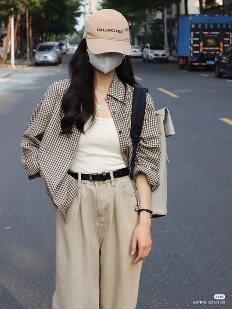 Tita Outfit Aesthetic, Korean Ootd Street Style, Dress In Korean Style, Kuliah Outfit, Fashion Style Guide, Simple Casual Outfits, Korean Outfit Street Styles, Gender Norms, Casual College Outfits