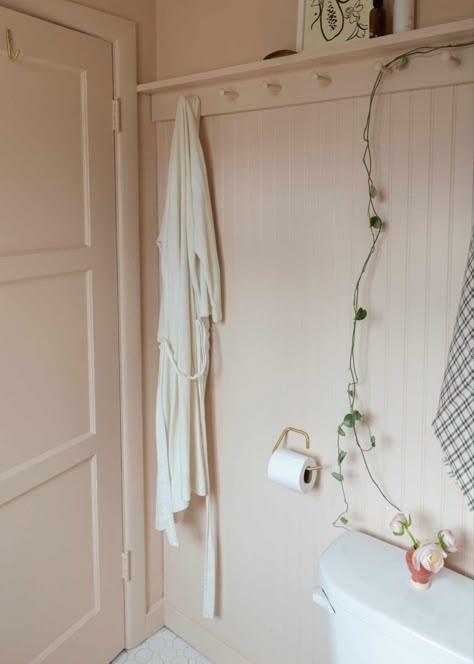 25 Best Beadboard Bathroom Ideas That Never Go Out of Style Shaker Pegs Bathroom, Tile And Beadboard Bathroom, Peg Shelf Bathroom, Pink Beadboard Bathroom, Peg Wall Bathroom, Tall Beadboard Bathroom, Peg Rail Shelf Bathroom, Peg Rail Bathroom, Bathroom Hanging Towels