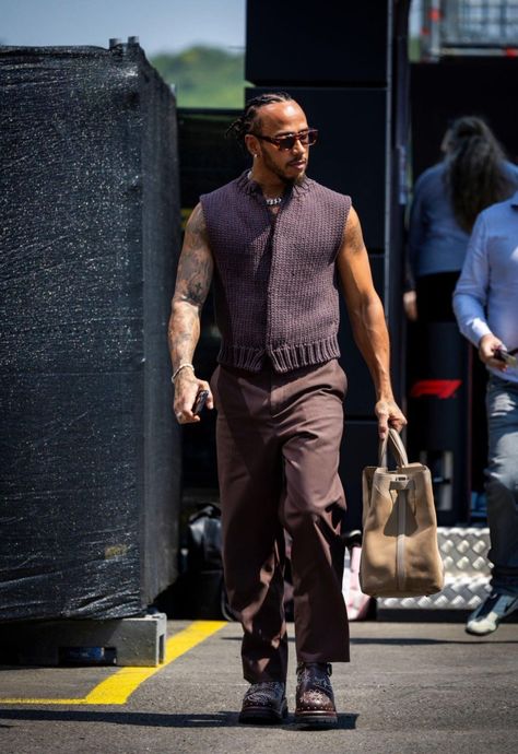 Lenny Kravitz Style, Tokyo Summer Outfits, Tokyo Summer, Media Day, Men Stylish Dress, Lenny Kravitz, Cool Outfits For Men, Outfits Men, Summer Outfits Men