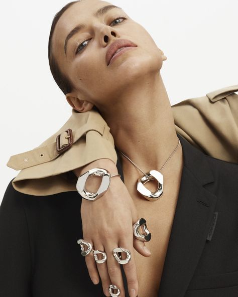 Chris Rhodes, Jewelry Content, Mert And Marcus, Shooting Studio, Jewelry Product Shots, Jewelry Editorial, Campaign Fashion, Jewelry Photoshoot, Sports Hairstyles