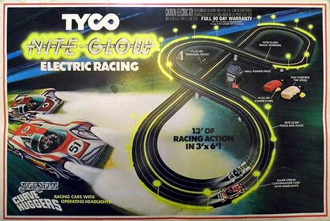 Vintage Tyco Nite Glow Electric Racing Slot Car Set With Silver Streak Curve Huggers Racing Cars With Operating Headlights, No. 8828, Copyright 1977. Slot Car Racing Sets, Tyco Slot Cars, Slot Car Sets, Ho Slot Cars, Cars Collection, Slot Car Racing, Slot Machine Party, Game Mobile, Wayback Machine