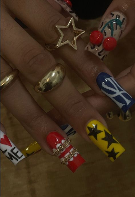 Andy Warhol Nails, Peace Sign Nail Art, Boondocks Nails, Cheers Print Nails, Cool Funky Nails, Grill Nails, Nail Business Photoshoot, Streetwear Nails Designs, 90s Nails Acrylic Black Women