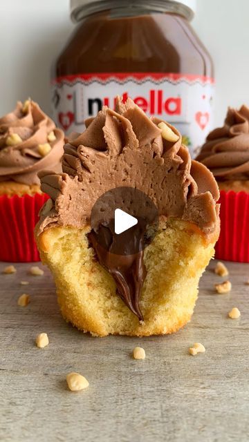 Fitwaffle Kitchen | Eloise on Instagram: "NUTELLA STUFFED CUPCAKES 😍

These cupcakes are super moist and soft and fluffy! They’re stuffed Nutella, topped with Nutella buttercream and they’re so easy to make 🤤

Sound on for full instructions 🔉

All you need is: 

For the cake:
225g Margarine or unsalted butter (I use Stork), room temperature 
225g Caster Sugar
4 Large Eggs, lightly beaten, room temp
225g Self Raising Flour
1 tsp Baking Powder
1 tsp Vanilla Extract 
2 tbsp (30ml) Whole milk

Filling:
Approx 2 tsp Nutella per cupcake

Nutella buttercream:
150g Unsalted Butter, softened
100g Nutella
300g Icing sugar, sifted
2 tbsp (30ml) Whole milk

Makes 12 cupcakes

Bake 170C/(150C fan) 17-20 mins

Tips:
🌟 Let the cupcakes cool before hollowing them out and adding the buttercream icing
? Nutella Filled Cupcakes, Nutella Cupcakes Recipe, Fitwaffle Kitchen, Stuffed Cupcakes, Cake Mix Cupcakes, Cake Receipe, Nutella Cupcakes, Nutella Buttercream, Self Raising Flour