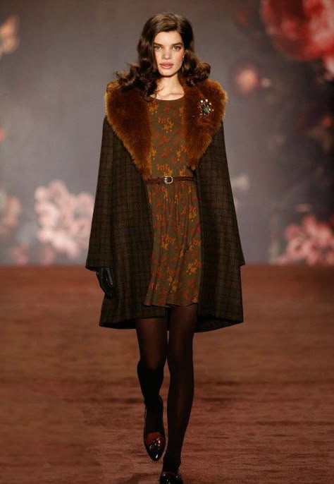 Haute Couture Style, Fashion Week Berlin, Classy Clothes, Lena Hoschek, Berlin Fashion Week, Berlin Fashion, Fashion Weeks, Mode Inspo, Winter Clothes