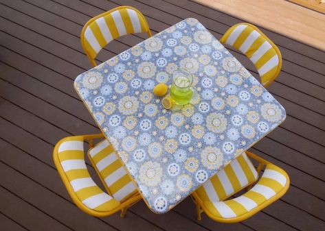 Card Table Makeover | Hometalk Card Table Makeover, Sewing Table Makeover, Backyard Dining Table, Folding Chair Makeover, Spray Paint Chairs, Revamped Furniture, Diy Chairs, Card Table And Chairs, Editing Room