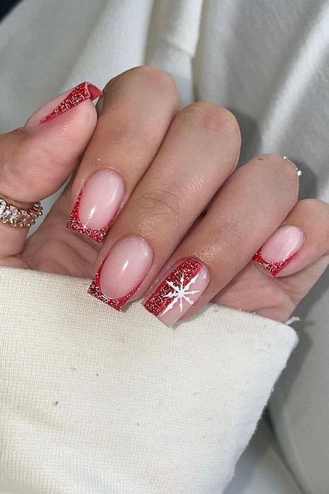 30 Christmas French Tip Nail Designs that Will Nail the Holiday Spirit Work Nails Professional, Long Winter Nails, Biab Gel Nails, Cute Easy Nails, Jan Nails, Red Sparkle Nails, Christmas Nail Designs Acrylic, Ongles Gel French, Christmas Winter Nails