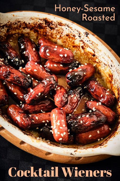 Kick those Little Smokies up a notch with an Asian-inspired Honey-Sesame glaze. Oven-roasting brings it together for sweet-salty cocktail sausage bites that your holiday guests will love. Cocktail Wieners Recipe, Cocktail Weiner Recipes, Cocktail Sausage Recipes, Cocktail Weiners, Sesame Glaze, Sausage Platter, Cocktail Wieners, Cocktail Weenies, Gluten Free Cocktails