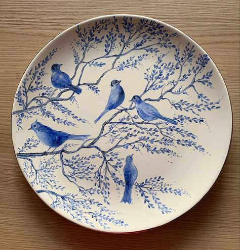 Creative Painting Ideas, Pottery Painting Ideas, Plate Painting, Diy Pottery Painting, Pottery Painting Designs, Keramik Design, Painted Plates, Pottery Crafts, Blue Pottery