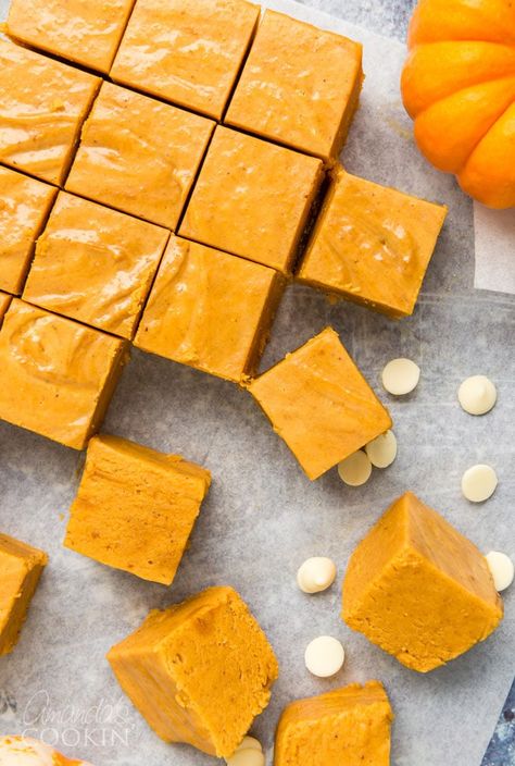 Homemade recipe for pumpkin pie fudge. This pumpkin fudge is soft and sweet and perfect for Thanksgiving and other fall celebrations. #pumpkinfudge #pumpkinpiefudge #pumpkindesserts #pumpkinrecipes #pumpkinspicefudge #pumpkinspicerecipes #amandascookin #thanksgivingdessert #thanksgivingrecipes #fudgerecipes Pumpkin Pie Fudge, Recipe For Pumpkin Pie, Pumpkin Oatmeal Pancakes, Pumpkin Magic Cake, Finger Food Desserts, Pumpkin Fudge, Homemade Fudge Recipes, Spiced Drinks, Easy Pumpkin Pie