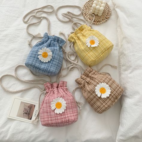 Drawstring Crossbody Bag, Simpul Makrame, 100 Crochet Stitches, Purse Casual, Cute Shoulder Bag, Drawstring Shoulder Bag, Girl Western, Simple Hand Embroidery Patterns, Kids Purse