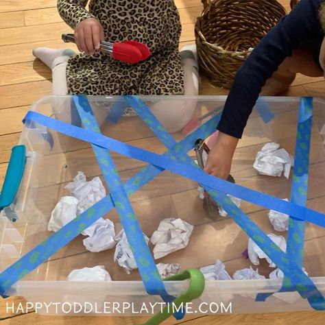 Snowball Rescue Winter Sensory Bin - Happy Toddler Playtime Activity For English, Winter Sensory Activities, Christmas Advent Activities, Arctic Animals Preschool, Infant Activity, Winter Sensory Bin, Sensory Activities For Toddlers, Winter Activities For Toddlers, Winter Sensory