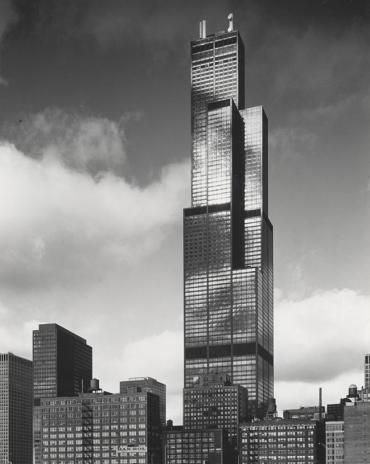 Sears Sears Tower Chicago, Sears Tower, Amazing Buildings, Building Exterior, Windy City, City Girl, Willis Tower, Chicago Il, Skyscraper