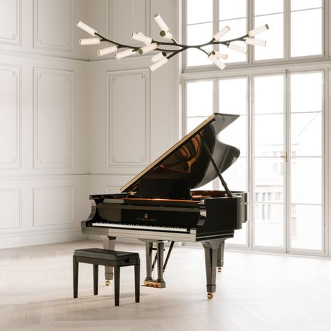 Grand Piano Room, Piano Living Rooms, Steinway Grand Piano, Steinway Piano, Black Piano, Piano Room, London Design Festival, Grand Piano, Chandelier Design