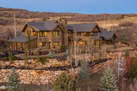 Katherine Heigl's mom lists Utah ranch for $4M Utah Ranch, Ranch Property, Maple Ridge, Dream Mansion, American Interior, Katherine Heigl, Huge Windows, Mansions For Sale, The Rockies