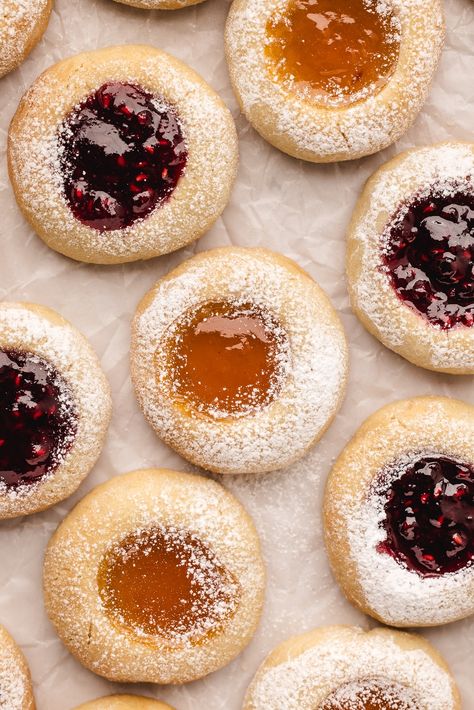 Jam Thumbprint Cookies Jam Thumbprints, Thumbprint Cookies Easy, Jam Thumbprint Cookies, Dessert Waffles, Pear Jam, Thumbprint Cookies Recipe, Apple Jam, Summer Jam, Jam Cookies