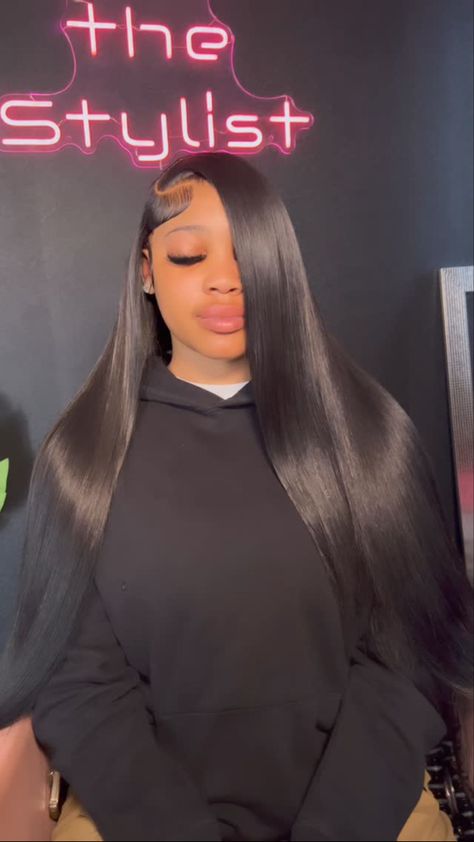 Side Part Straight, Yellow Hair Color, Lemonade Braids Hairstyles, Black Hair Updo Hairstyles, Short Box Braids Hairstyles, Braided Hairstyles For Black Women Cornrows, Frontal Wig Hairstyles, Side Part Hairstyles, Quick Natural Hair Styles