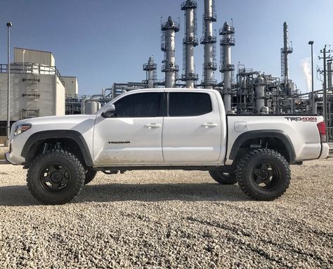 Tacoma Camping, Toyota Tacoma Lifted, White Toyota, Toyota Tacoma Accessories, Toyota Tacoma Mods, Toyota Offroad, Tacoma Build, Tacoma Accessories, 3rd Gen Tacoma