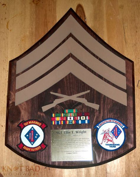 Custom Wooden Rank Insignia Plaque USMC by KnotBadWoodwork Usmc Plaque Ideas, Usmc Gifts, Forge Projects, Marine Corps Gift, Plaque Ideas, Military Shadow Box, Flag Display Case, Law Enforcement Gifts, Military Awards