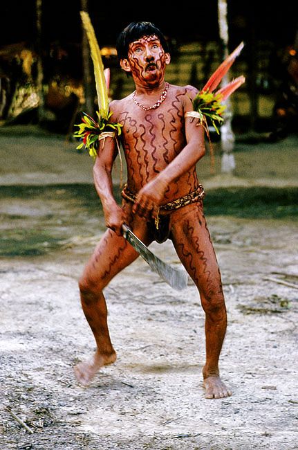 Yanomami Shaman Yanomami Tribe, Amazon People, Amazon Rainforest, Learning Photography, World Cultures, People Of The World, Goth Outfits, Namaste, Portrait Photography