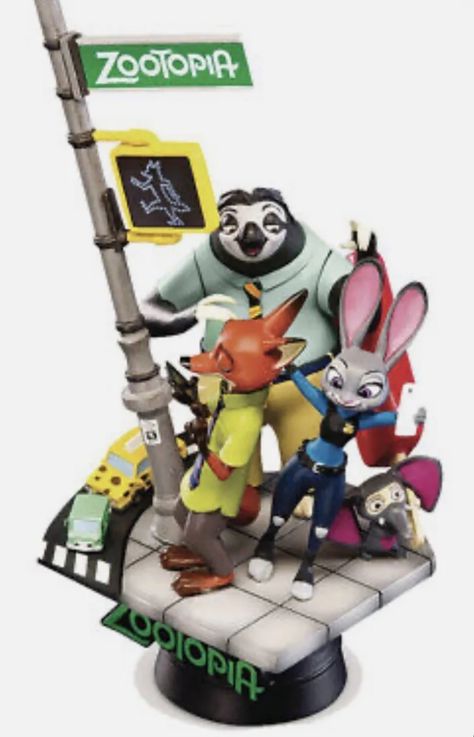 Classic Movie Characters, Movie Replica, In Theaters Now, Disney Zootopia, Judy Hopps, Mcfarlane Toys, Disney Collectables, Movie Props, Zootopia