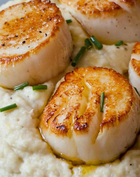 Homemade French Onion Dip, Best Ina Garten Recipes, Barefoot Contessa Recipes, Perfect Roast Chicken, Ina Garten Recipes, Seared Scallops, Burger Toppings, Scallop Recipes, Garden Recipes