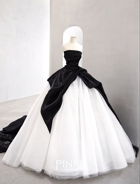 Sleeveless Ball Gown, Design Gown, Gown Outfit, Luxurious Dress, Black Wedding Dress, 파티 드레스, Gowns Dresses Elegant, Fashionable Dress, Gown Style