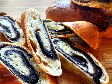 Poppy Seed Rolls, Poppy Seed Roll, Ukrainian Recipes, Poppy Seed, Recipe Video, Chef Recipes, Sourdough Bread, Christmas Morning, Food Videos