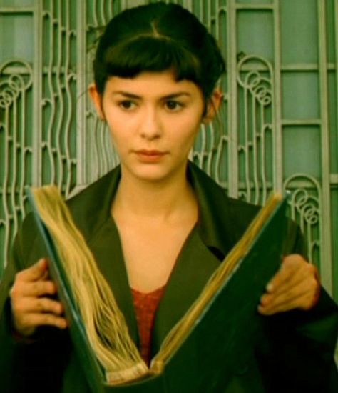 Amelie Poulain  via tumblr.com Amélie Poulain Aesthetic, Audrey Tautou, Film Games, The Goblet Of Fire, Goblet Of Fire, Movie Shots, Film Aesthetic, Film Stills, Amelie