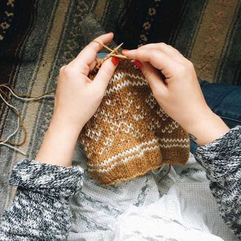 Scandinavian Knitting, Weasley Aesthetic, Weasley Family, Scottish Homes, Winter Wood, Fair Isle Knitting, Autumn Cozy, Diy Printables, Knitting Inspiration