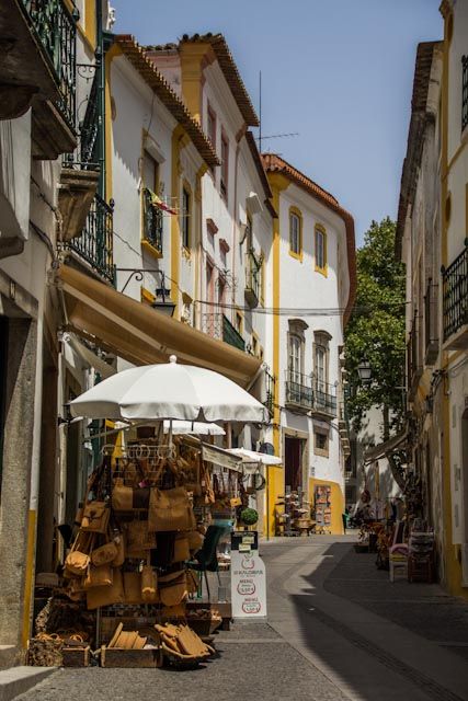 Evora - Portugal Pjo Books, Evora Portugal, Travel Places, Spain And Portugal, Future Travel, Lisbon, Travel Dreams, Trip Planning, Places To Travel