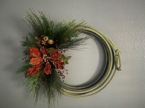 Lariat Christmas Wreath, Lasso Wreath, Christmas Greenery, Gold Tips, Gold And Red, Beautiful Wreath, Red Berries, Door Wreath Hanger, Poinsettia