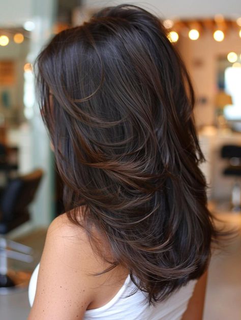 Medium Length Hair With Layers Dark Brown, Long Layers Medium Hair, Medium Haircuts With Layers, Haircuts For Medium Length Hair Layered, Hairstyles With Layers, Curls For Medium Length Hair, Medium Length Brown Hair, Haircuts With Layers, Trendy Haircuts Medium