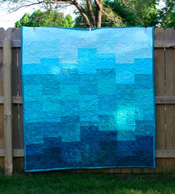 tonya dusold: Wave Goodbye! Ombre Quilt Ideas, Ombre Quilt Pattern, Ombre Quilts, Ombre Quilt, Aqua Quilt, Mermaid Quilt, Ocean Quilt, Beach Quilt, Sea Quilt