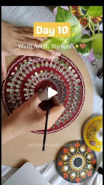 Lipan Art Mirror Work Diy, Mirror Canvas Art, Warli Art, Dream Catcher Art, Mirror Canvas, Rangoli Patterns, Mirror Crafts, Mandala Art Therapy, Art Mosaic