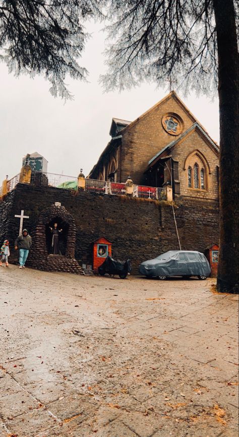 #dalhousieindia #incredibleindia #travelphotography #church Dalhousie Photography, Dalhousie India, Guru Pics, St Francis, Incredible India, Travel Photography, Cabin, House Styles, Photography