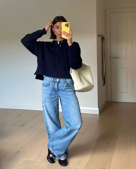 7 Elegant Low-Rise-Jeans Outfits to Try | Who What Wear Low Rise Jeans Outfits, Low Rise Outfit, Low Rise Jeans Outfit, Wide Leg Outfit, Jeans Outfit Fall, Blue Jean Outfits, Jean Trends, Miuccia Prada, Casual Chic Outfit