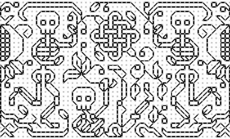 Black Work Cross Stitch Patterns Free, Cross Stitch Corner Pattern, Backstitch Cross Stitch, Cute Simple Cross Stitch, Black Work Cross Stitch, Halloween Blackwork, Monochrome Cross Stitch, Blackwork Embroidery Patterns, Blackwork Cross Stitch