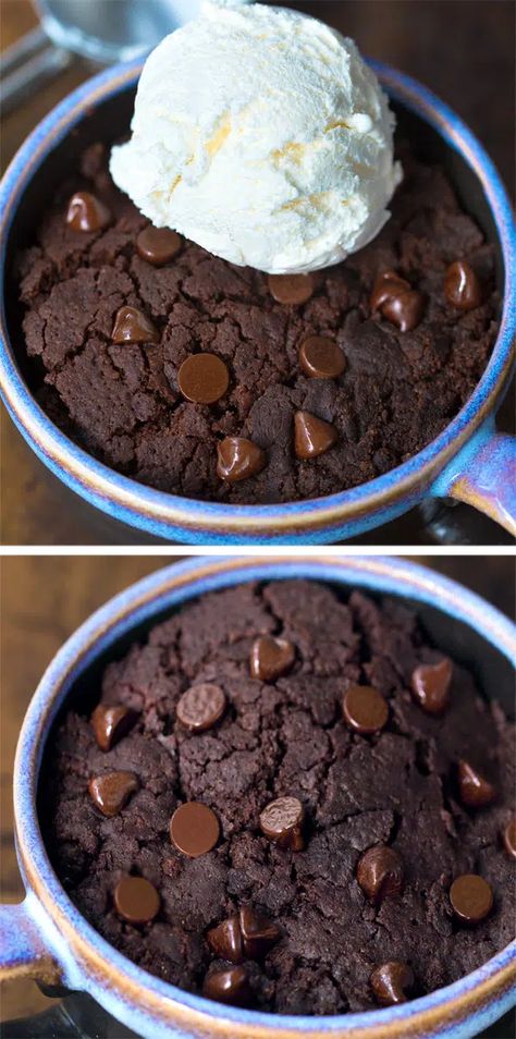 Brownie In A Mug - The BEST Easy Recipe! Brownie Mug Cake Recipes, Mug Cake Recipe Brownie, Healthy Oat Mug Cake, Mug Cake Oven Recipes, Brownie Mug Cake Healthy, Healthy Chocolate Mug Cake Microwave, Healthy Brownie Mug Cake, Oven Mug Cake Recipe, Chocolate Cake In A Mug Microwave