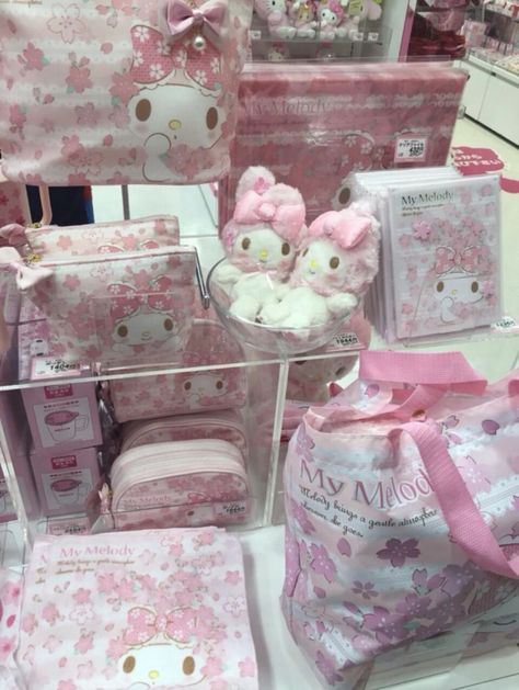 Cute Merch, Pretty School Supplies, Charmmy Kitty, Diary Ideas, Kawaii Room, Hello Kitty Items, Blogger Girl, Girls Wardrobe, My Melody